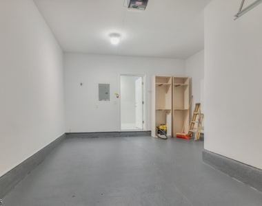 408 Kensington Ln - Photo Thumbnail 36