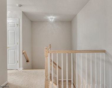 408 Kensington Ln - Photo Thumbnail 29