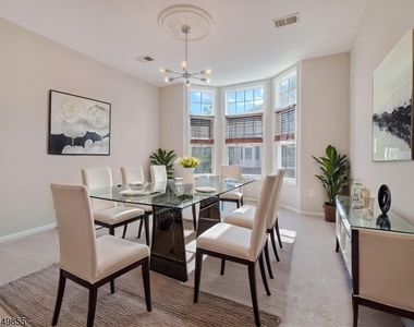 408 Kensington Ln - Photo Thumbnail 20