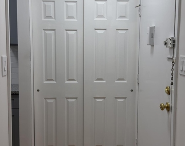 160 Cross Slope Court - Photo Thumbnail 11
