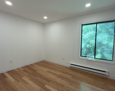 160 Cross Slope Court - Photo Thumbnail 19