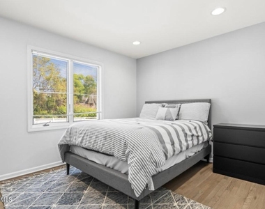 16 Bridle Drive - Photo Thumbnail 37