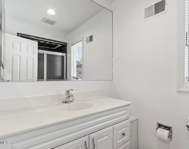 16 Bridle Drive - Photo Thumbnail 36
