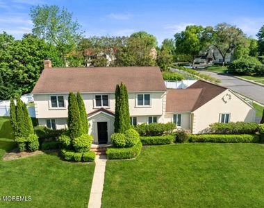 16 Bridle Drive - Photo Thumbnail 15