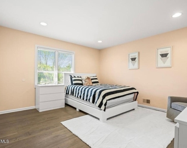 16 Bridle Drive - Photo Thumbnail 41