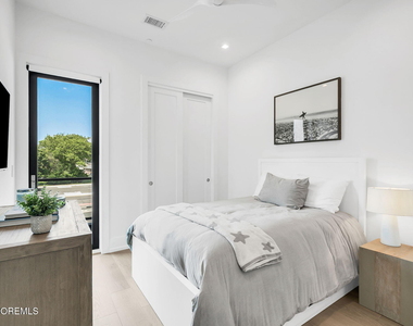 200 Ocean Avenue N - Photo Thumbnail 15