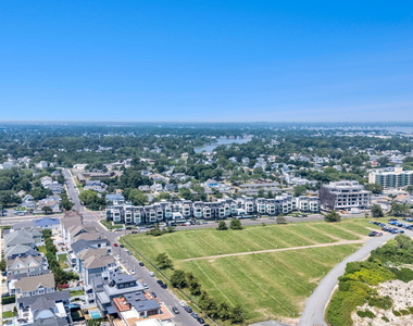 200 Ocean Avenue N - Photo Thumbnail 57