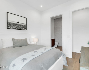 200 Ocean Avenue N - Photo Thumbnail 16