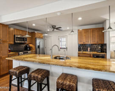 220 13th Avenue - Photo Thumbnail 11