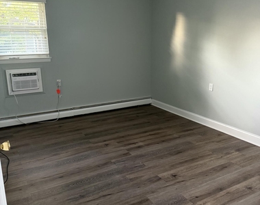 19 Niagara Drive - Photo Thumbnail 4