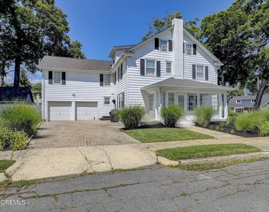 570 N Edgemere Drive - Photo Thumbnail 34