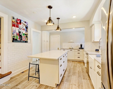 570 N Edgemere Drive - Photo Thumbnail 21