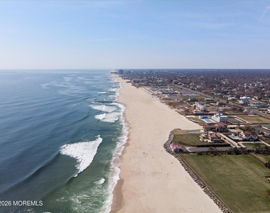 570 N Edgemere Drive - Photo Thumbnail 40