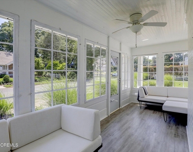 570 N Edgemere Drive - Photo Thumbnail 12