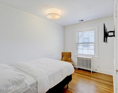 570 N Edgemere Drive - Photo Thumbnail 30