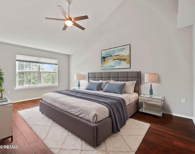 62 Dover Court - Photo Thumbnail 12