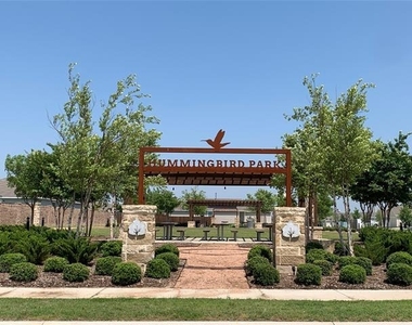 7212 Gray Wolf Lane - Photo Thumbnail 29