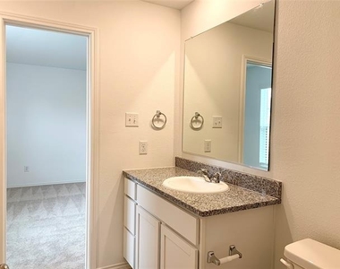 7212 Gray Wolf Lane - Photo Thumbnail 19