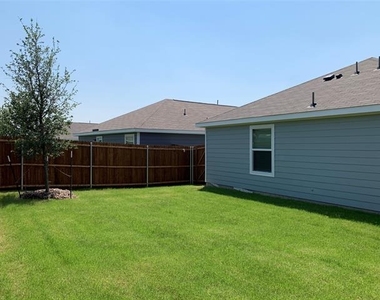 7212 Gray Wolf Lane - Photo Thumbnail 26