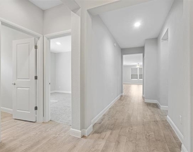 832 Wilmott Terrace - Photo Thumbnail 2
