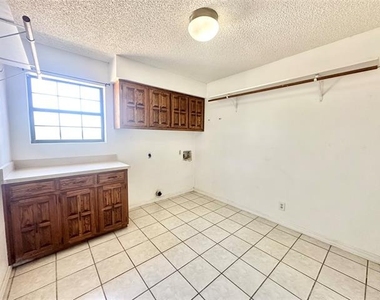 2829 Bailey Lane - Photo Thumbnail 20