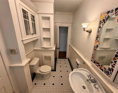 412 E 6th Street - Photo Thumbnail 28