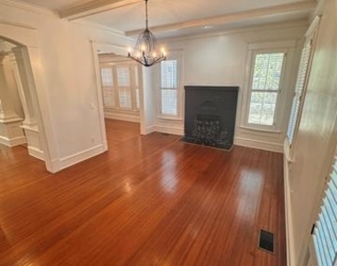 412 E 6th Street - Photo Thumbnail 3