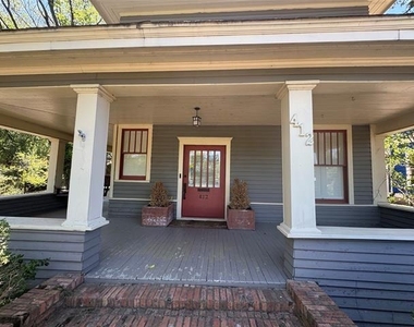 412 E 6th Street - Photo Thumbnail 1