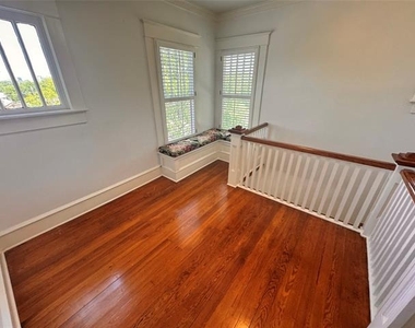412 E 6th Street - Photo Thumbnail 23