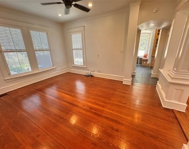 412 E 6th Street - Photo Thumbnail 10