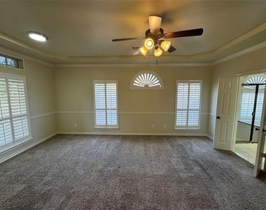 3006 Upland Drive - Photo Thumbnail 11