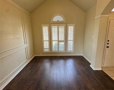 3006 Upland Drive - Photo Thumbnail 3