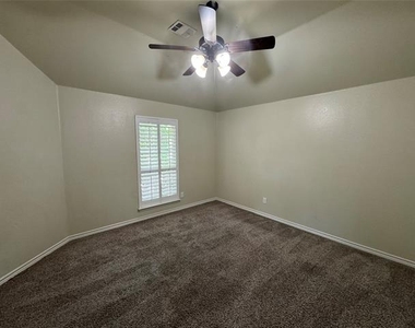 3006 Upland Drive - Photo Thumbnail 31