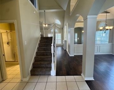 3006 Upland Drive - Photo Thumbnail 1