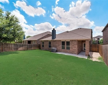 5610 Stockport Drive - Photo Thumbnail 30