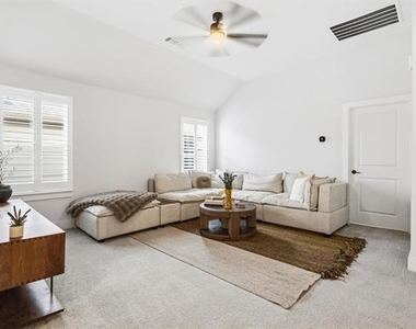 7028 Capanna Trail - Photo Thumbnail 25