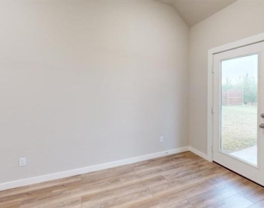 1323 Great Sand Dune Street - Photo Thumbnail 6
