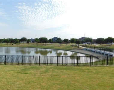 14904 Riverside Drive - Photo Thumbnail 34
