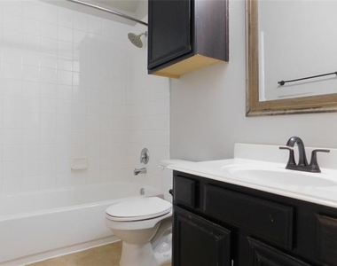 14904 Riverside Drive - Photo Thumbnail 26