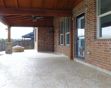 14904 Riverside Drive - Photo Thumbnail 28