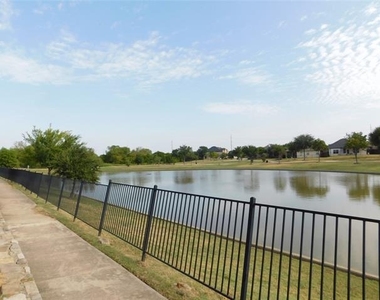 14904 Riverside Drive - Photo Thumbnail 36