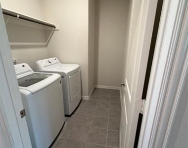 10508 Big Lagoon Drive - Photo Thumbnail 15