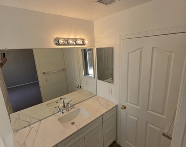 12469 W Granada Road - Photo Thumbnail 20