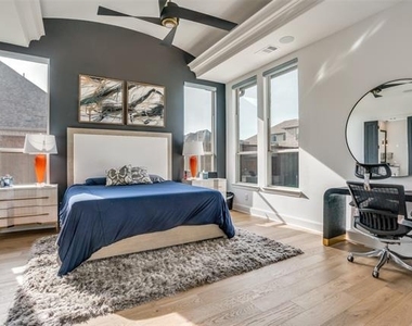 4410 Mueller Lane - Photo Thumbnail 6