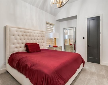 4410 Mueller Lane - Photo Thumbnail 9