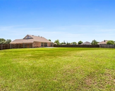 141 Shumard Drive - Photo Thumbnail 36