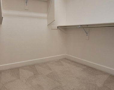 3065 Tapaderos Drive - Photo Thumbnail 16