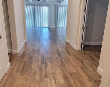 3065 Tapaderos Drive - Photo Thumbnail 2