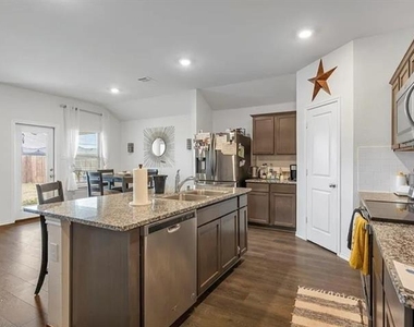 1304 Lowhill Drive - Photo Thumbnail 8