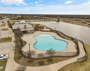 1304 Lowhill Drive - Photo Thumbnail 25